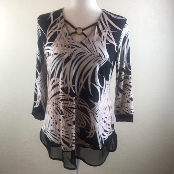 JM Collection Printed Jacquard Top, Size Small - Picture 10 of 16